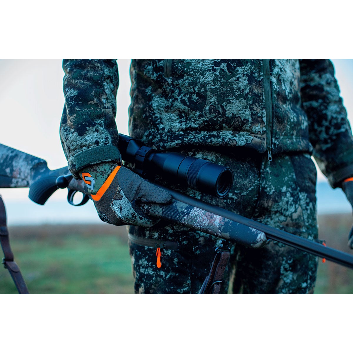 5-25x X-Sight 5 UHD Smart Day/Night Rifle Scope Black