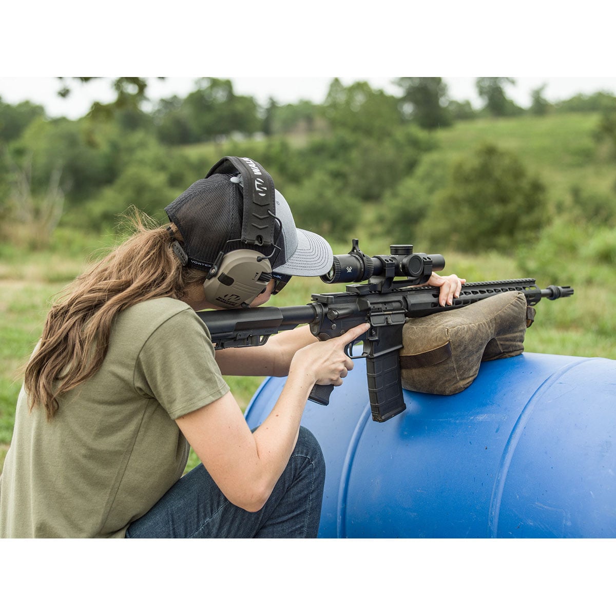 VORTEX OPTICS - VENOM 1-6X24MM SFP ILLUMINATED RIFLE SCOPE - View 2
